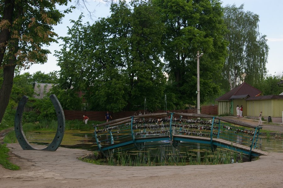122