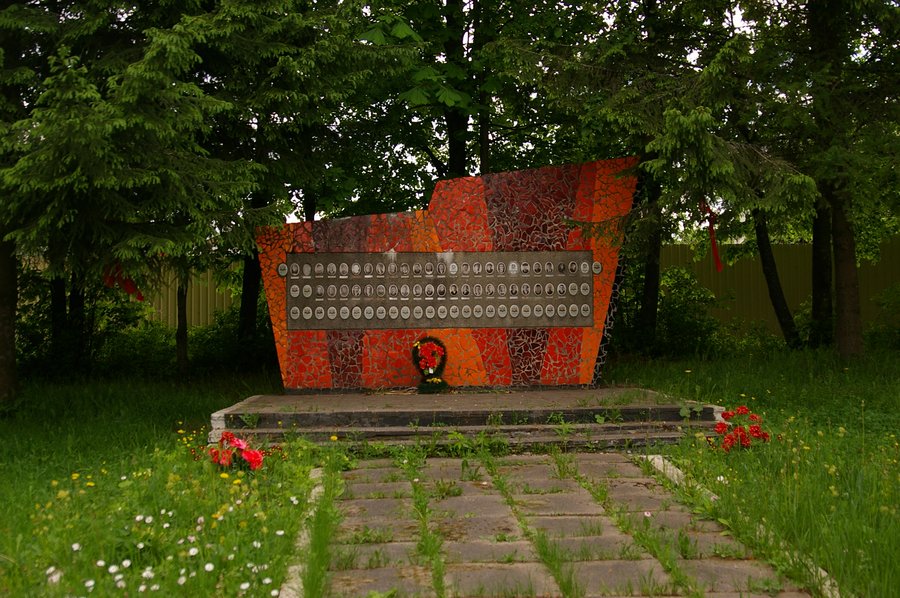 200