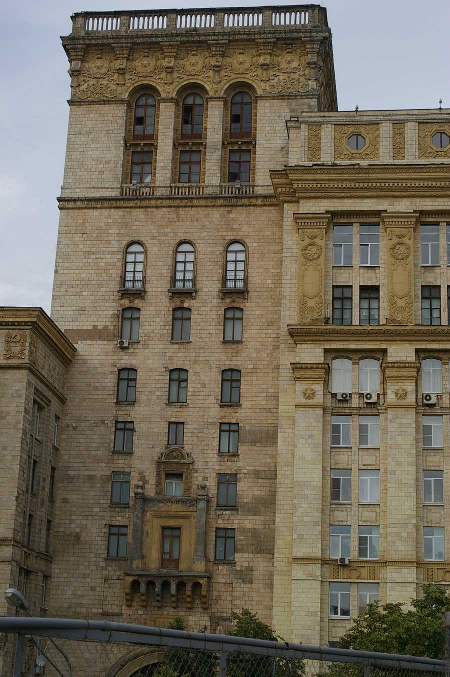 212