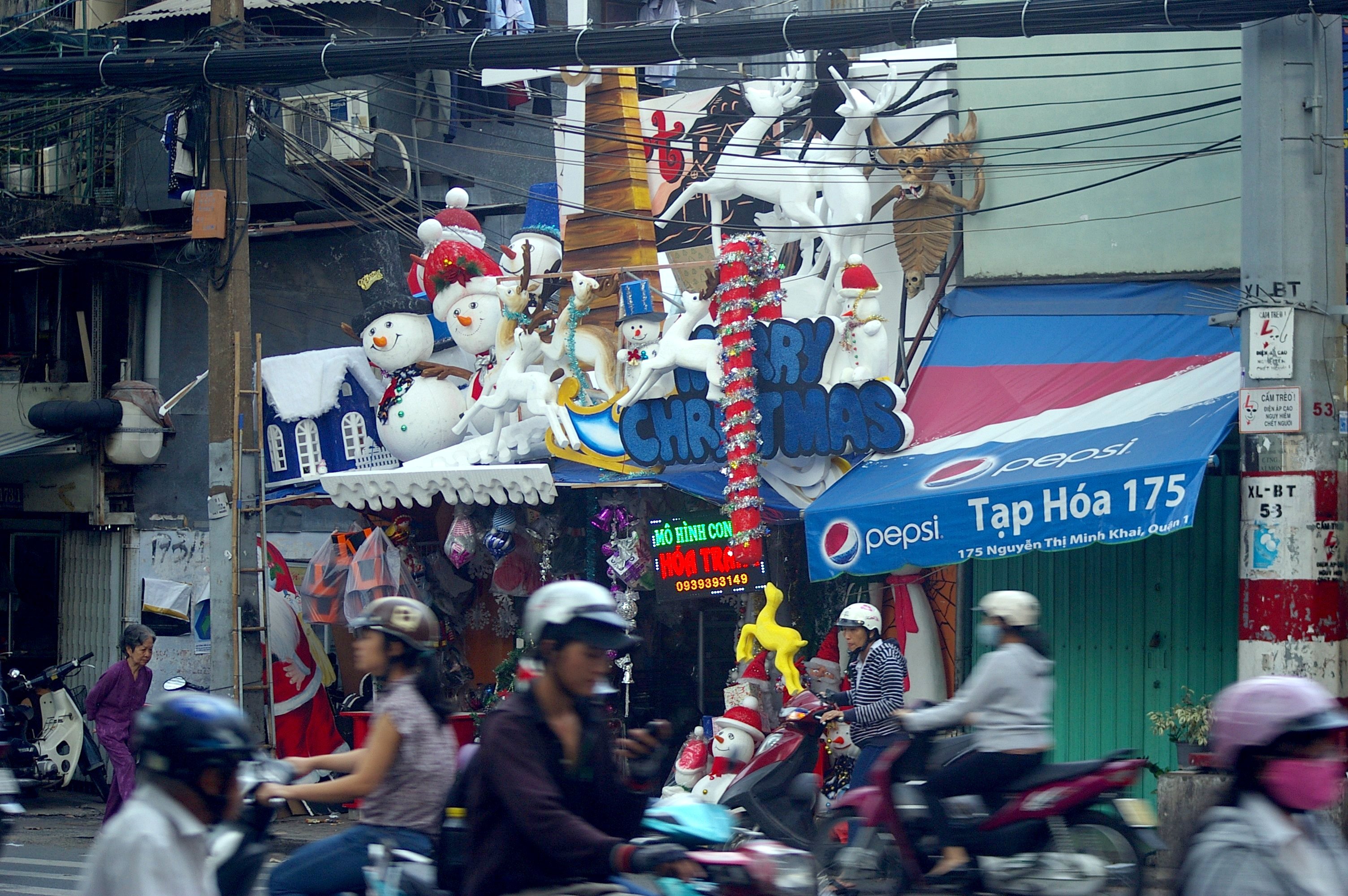 01-hcmc-04