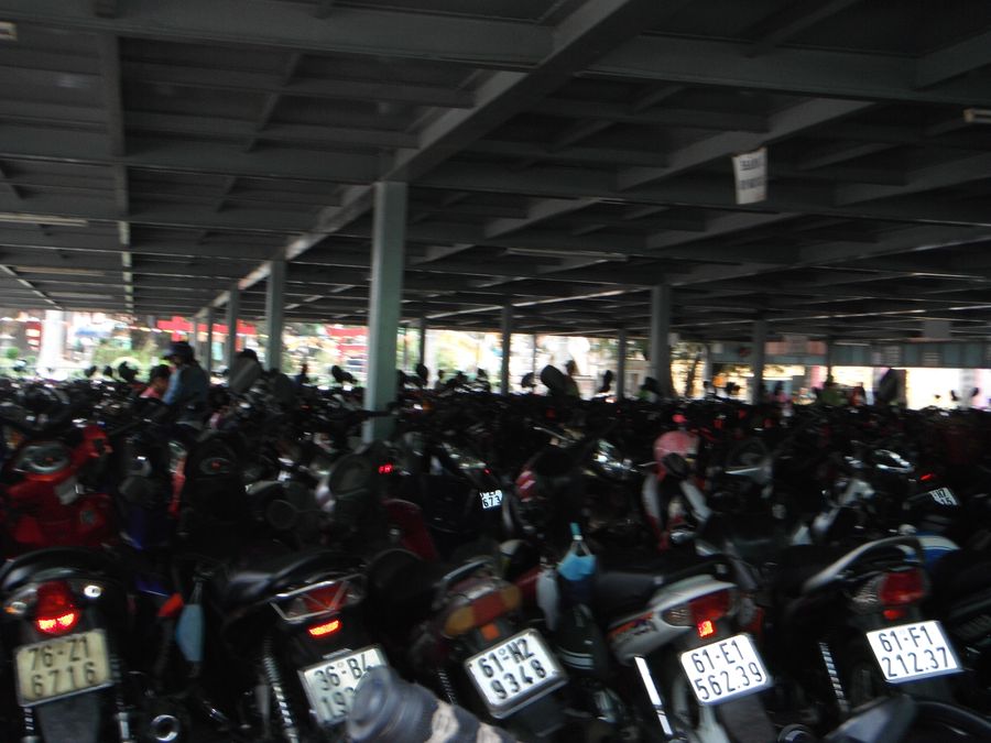 125